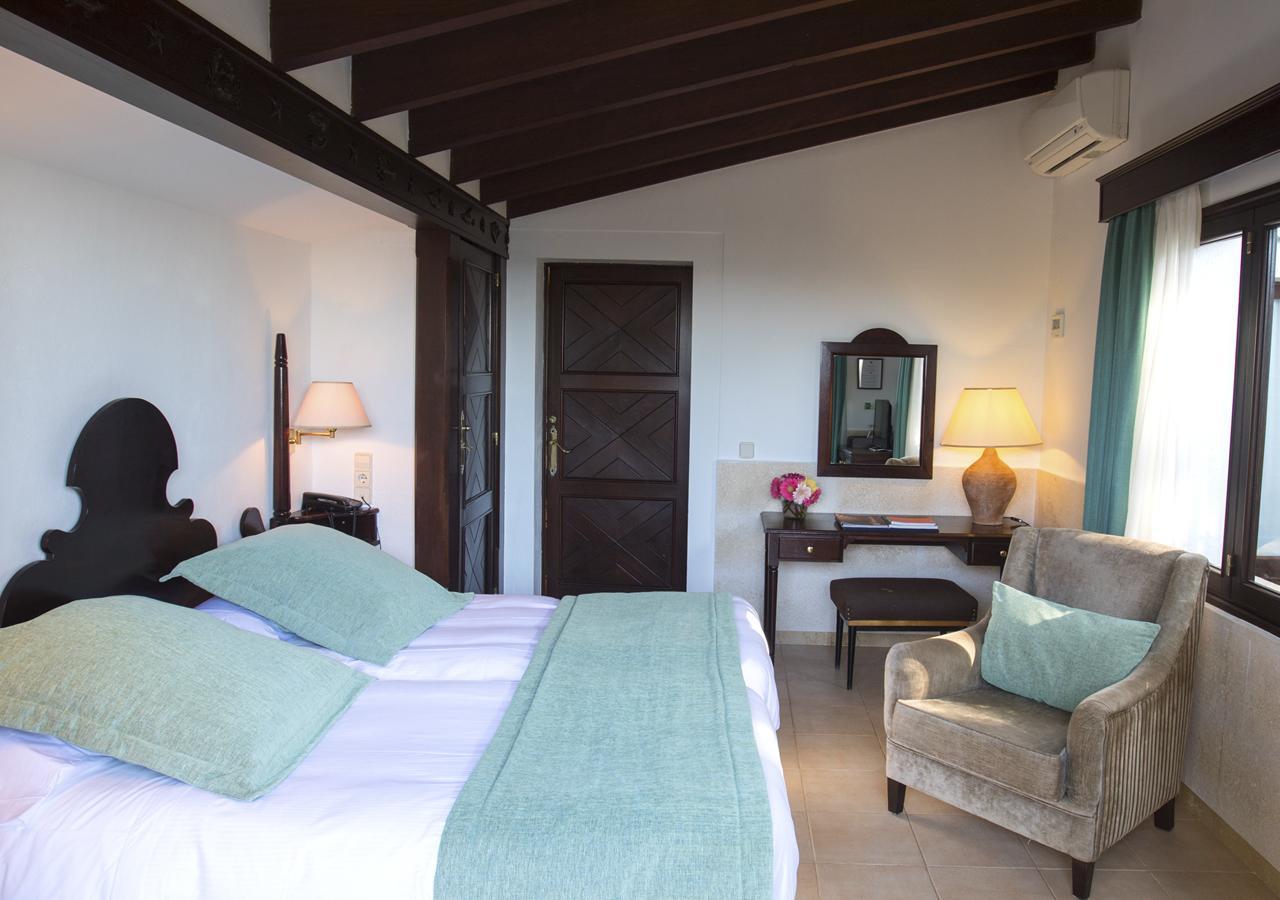 Hotel Bendinat Portals Nous  Exterior photo
